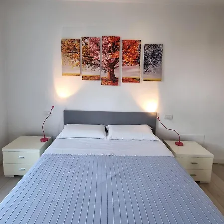 דירה Profumo Di Rosa Desenzano דסנזאנו דל גארדה