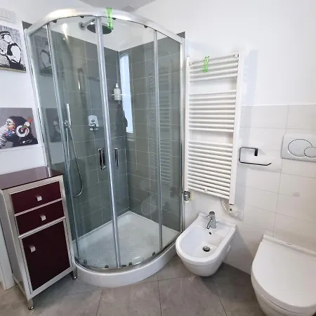 Profumo Di Rosa Desenzano Apartment Desenzano del Garda