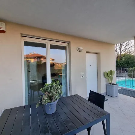 Profumo Di Rosa Desenzano Apartman *