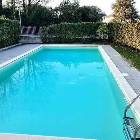 Profumo Di Rosa Desenzano Apartman Desenzano del Garda