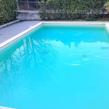 Profumo Di Rosa Desenzano * Desenzano del Garda