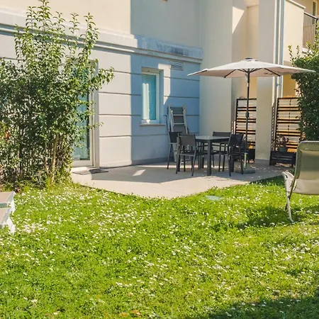 Profumo Di Rosa - Italian Homing Апартаменты Дезенцано-дель-Гарда